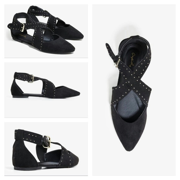 Qupid Shoes - Black Stud Flat